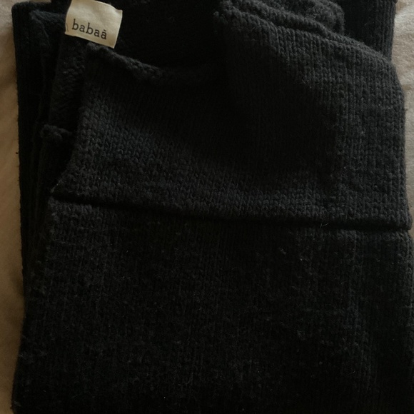 Babaa Black Sleeveless Sweater Vest - Picture 4 of 6